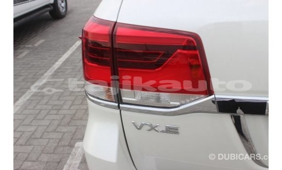 Buy Import Toyota Land Cruiser White Car in Import - Dubai in Dushanbe Buy Import Toyota Land Cruiser White Car in Import - Dubai in Dushanbe