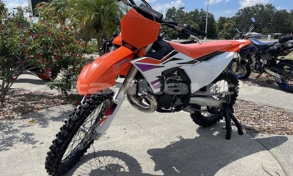 Buy Used KTM SX Beige Bike in Import - Dubai in Dushanbe Buy Used KTM SX Beige Bike in Import - Dubai in Dushanbe
