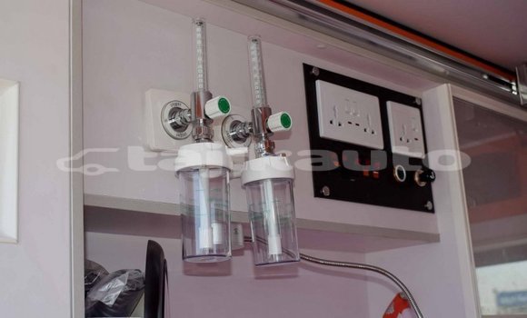 Buy New Toyota Land Cruiser White Car in Adrasmon in Sughd Buy New Toyota Land Cruiser White Car in Adrasmon in Sughd