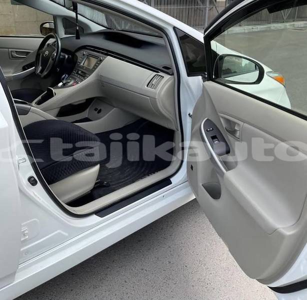 Big with watermark toyota prius sughd buston 36858