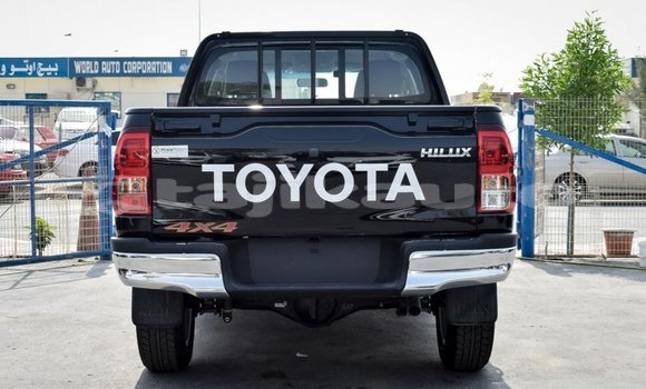 Buy New Toyota Hilux Black Car in Adrasmon in Sughd Buy New Toyota Hilux Black Car in Adrasmon in Sughd